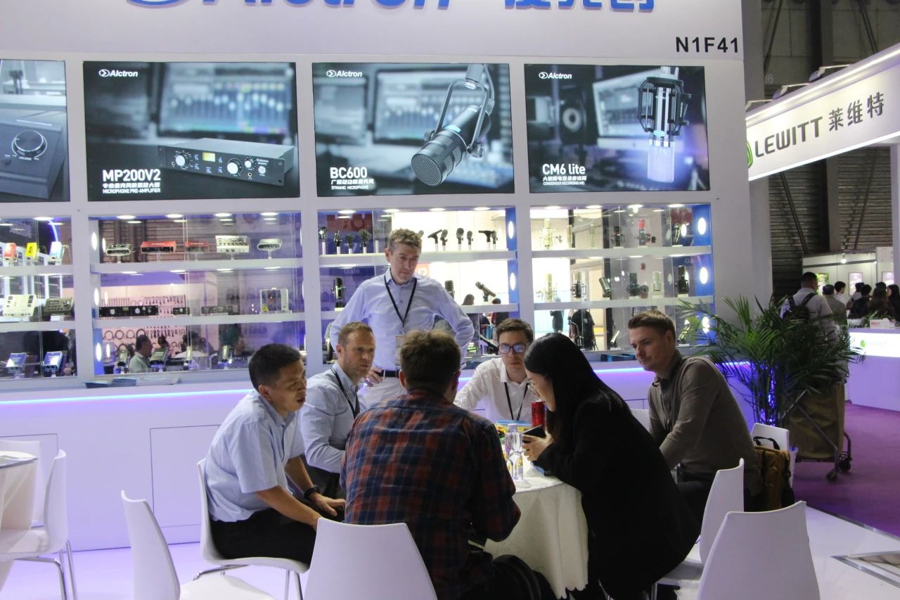 2024上海展5.jpg 2024上海展5.jpg