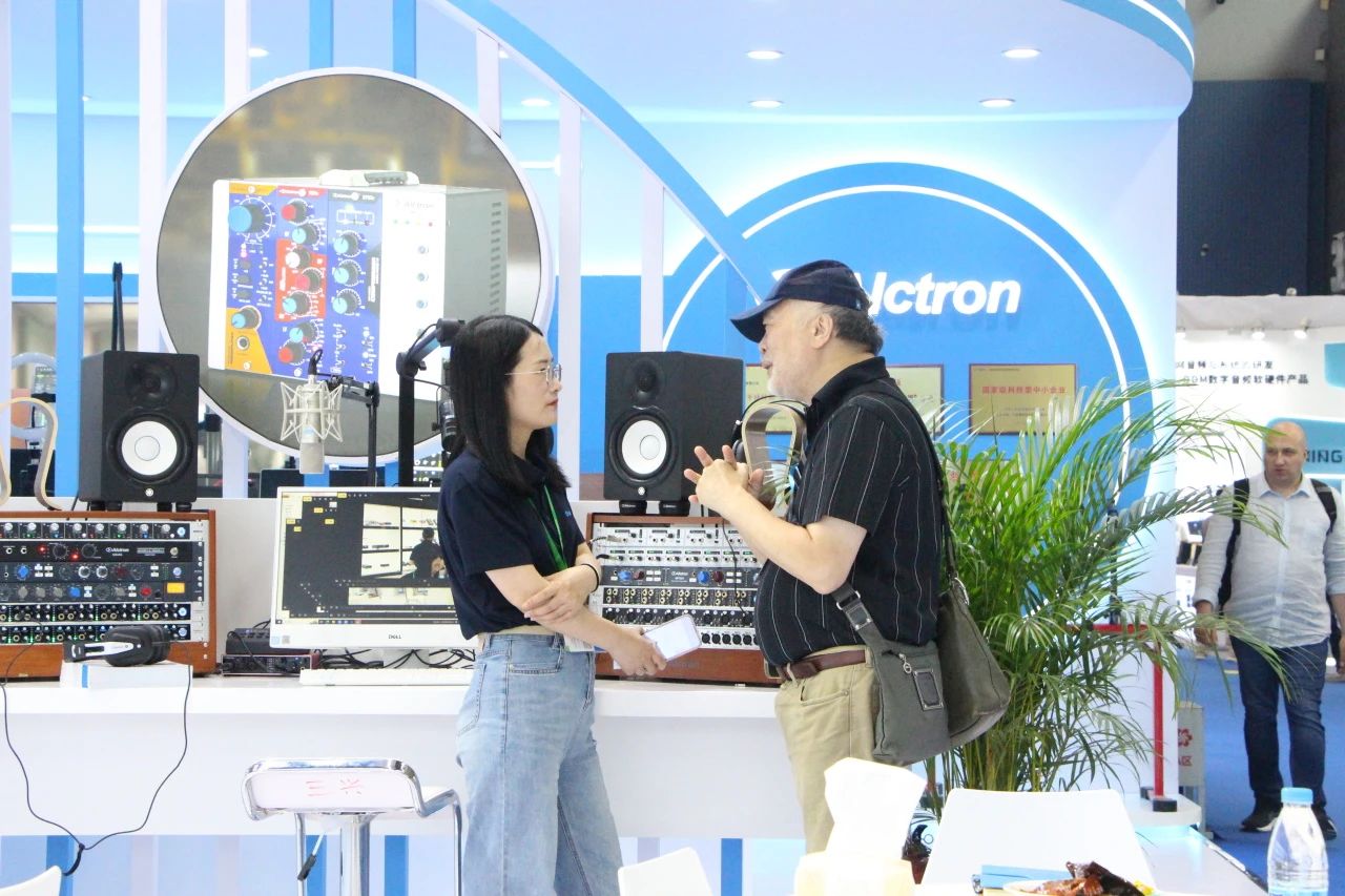 f94db18ea152efaf59b9f6f1b615e317.jpg f94db18ea152efaf59b9f6f1b615e317.jpg